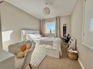 Photo 19- click for photo gallery